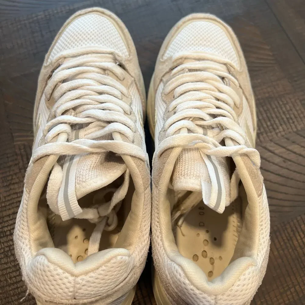 Veja Venturi Alveomesh sneakers white/ suede beige 8 Women